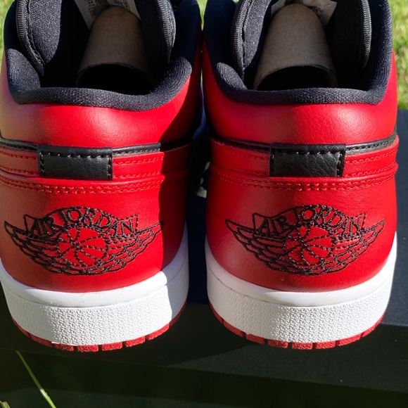 Jordan 1 - Picture 4 of 5